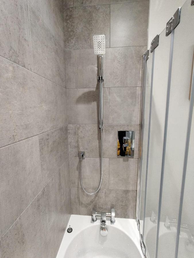פרת' Stunning 2 Bedroom River View Apartment מראה חיצוני תמונה